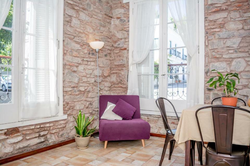 Casa Francis - Apartamentos Колония-дель-Сакраменто Экстерьер фото